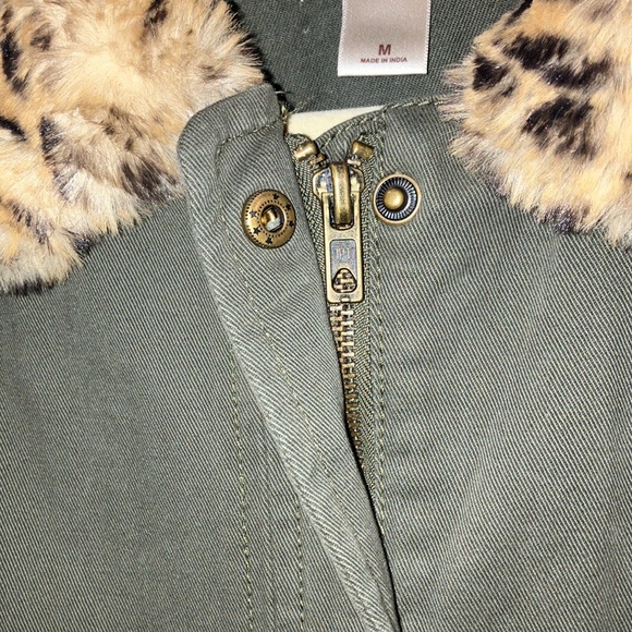LOFT long green coat with leopard fuzz trim - Picture 4 of 6